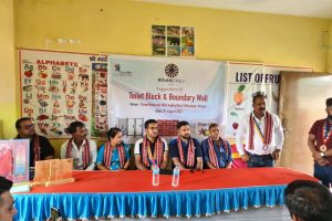 श्री महर्शी मेही आधारभुत विद्यालयलाई पन्ध्र लाख बराबरको सहयोग