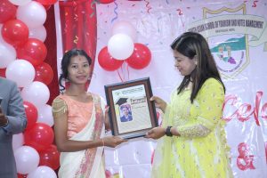 सास्थम कलेजले विएचएम र विविएका विद्यार्थीहरुलाई गर्यो विधाई 