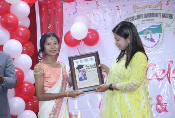 सास्थम कलेजले विएचएम र विविएका विद्यार्थीहरुलाई गर्यो विधाई 