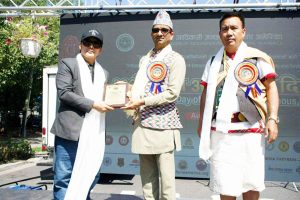 फिल्म निर्देशक दिनेश लिङ्देन अमेरिकामा सम्मानित